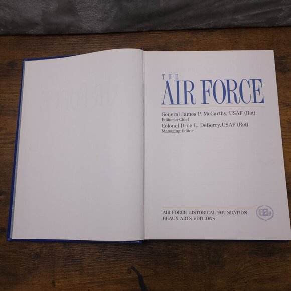Air Force Historical Book‎ Leather Bound - Picture 9 of 14